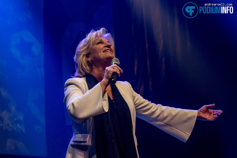 Anita Meyer op Pann Fundraiser - 14/04 - TivoliVredenburg foto