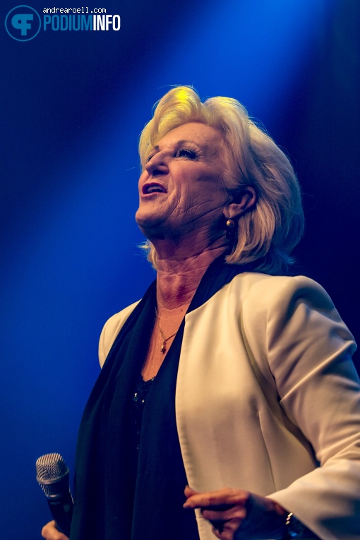 Anita Meyer op Pann Fundraiser - 14/04 - TivoliVredenburg foto