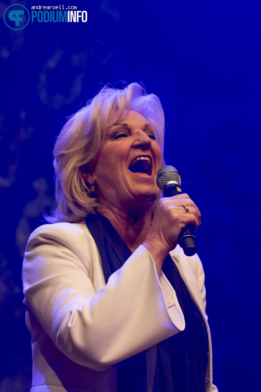 Anita Meyer op Pann Fundraiser - 14/04 - TivoliVredenburg foto