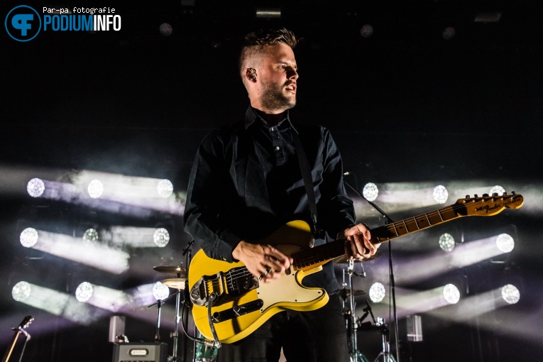 White Lies op White Lies - 21/04 - Paard foto