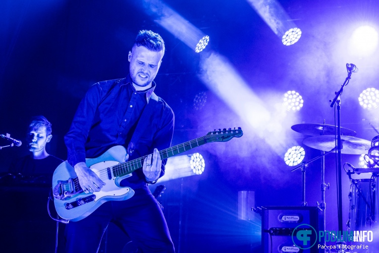 White Lies op White Lies - 21/04 - Paard foto