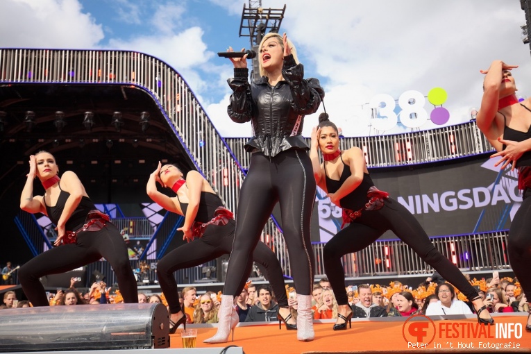 Bebe Rexha op 538 Koningsdag 2019 foto