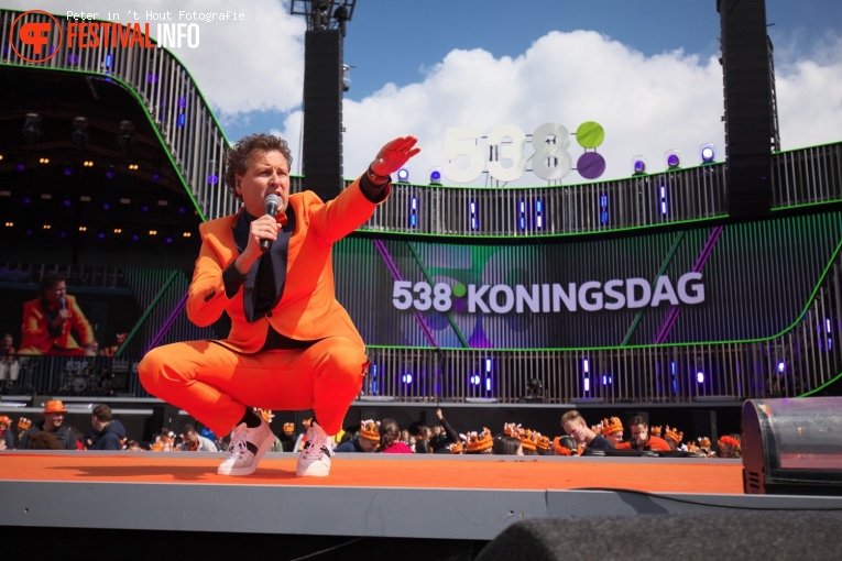 Het Feestteam op 538 Koningsdag 2019 foto