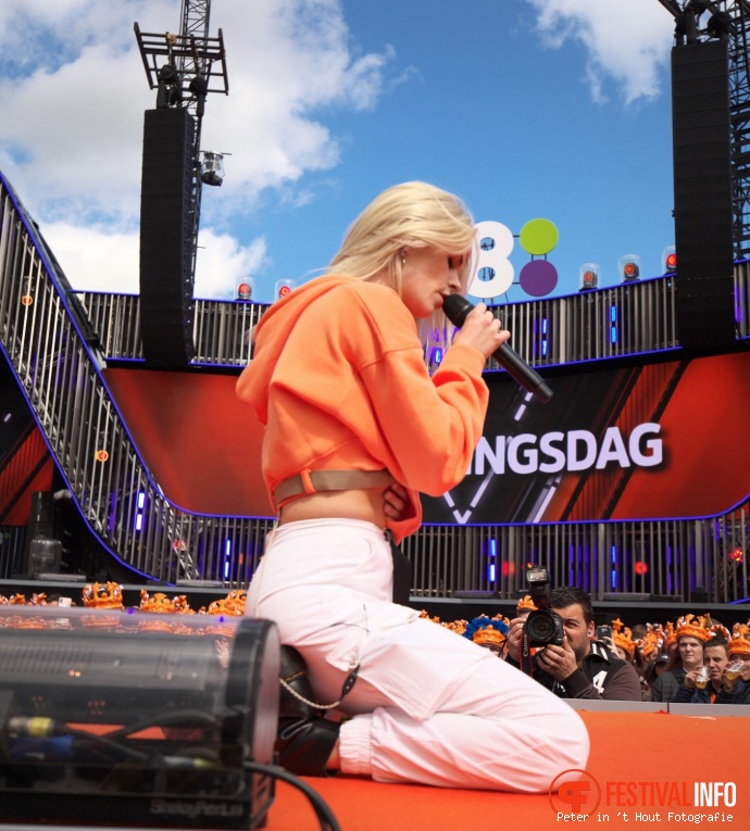 Davina Michelle op 538 Koningsdag 2019 foto