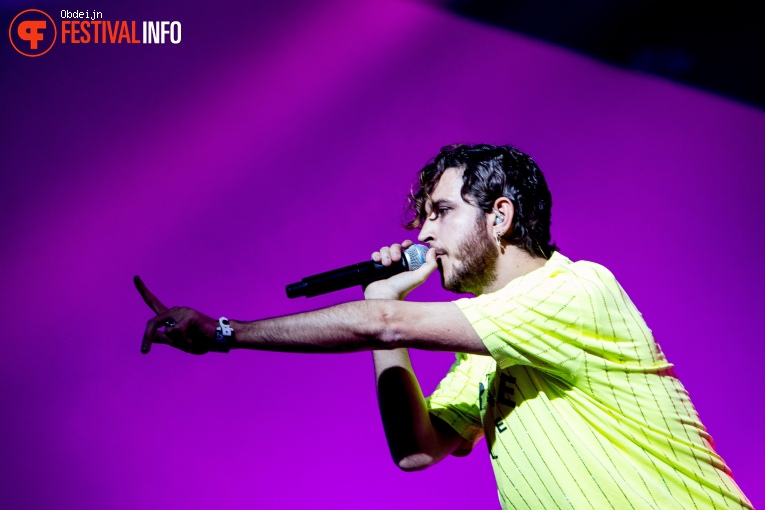 Oscar And The Wolf op Paaspop 2019 - Zaterdag foto