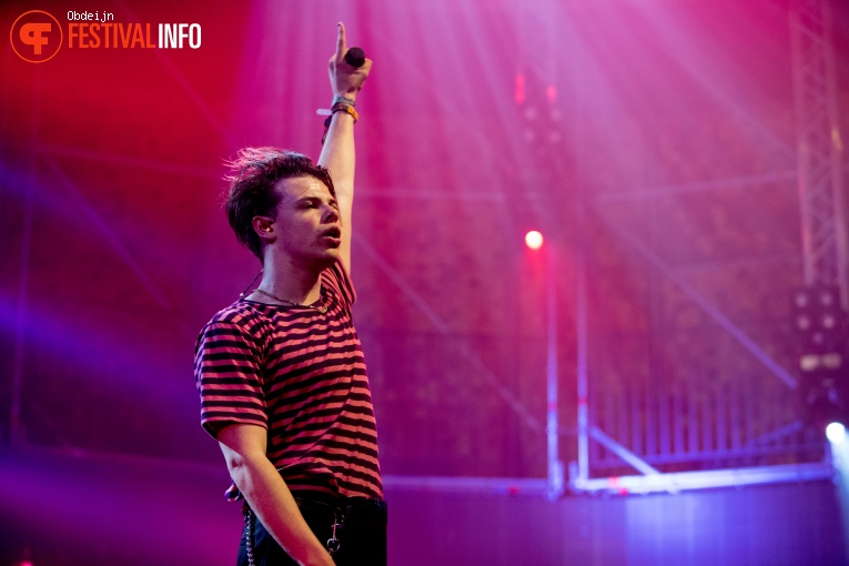 Yungblud op Paaspop 2019 - Zaterdag foto