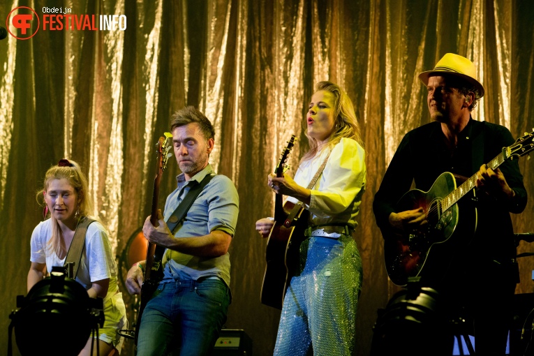 Ilse DeLange op Paaspop 2019 - Zondag foto