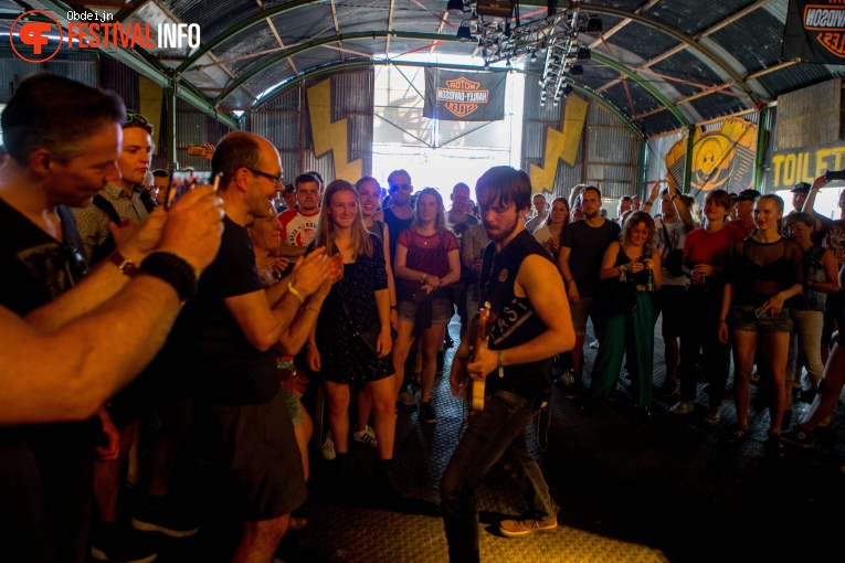 Laurence Jones op Paaspop 2019 - Zondag foto