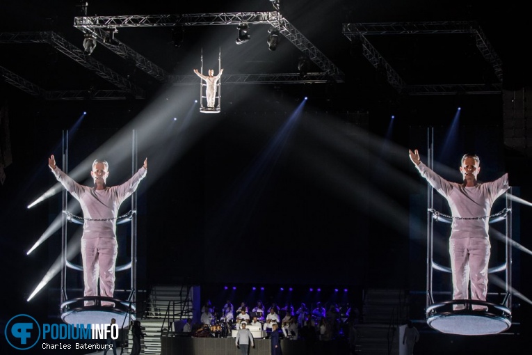 Danny De Munk op The Passion in concert - 20/04 - Ahoy foto