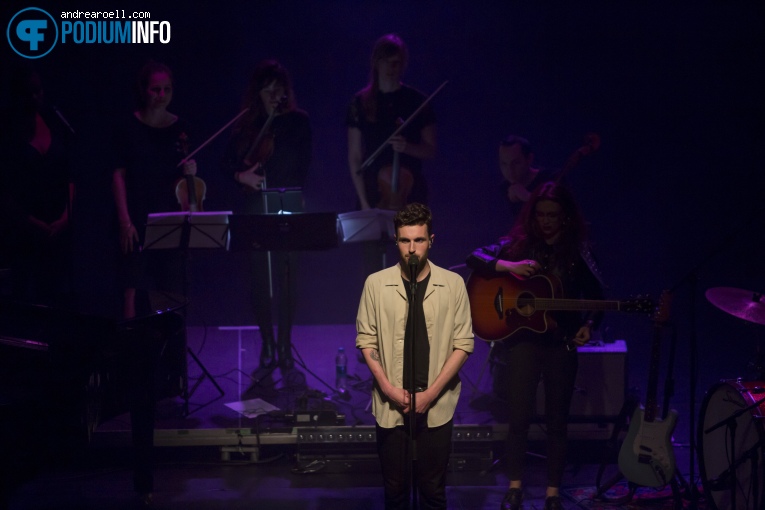 Foto Duncan Laurence op Duncan Laurence - 01/05 - Het Zonnehuis
