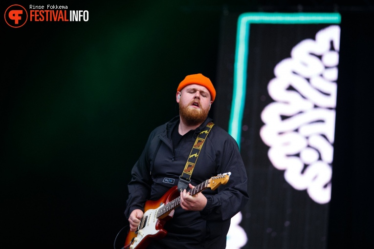 Tom Walker op Bevrijdingsfestival Overijssel 2019 foto