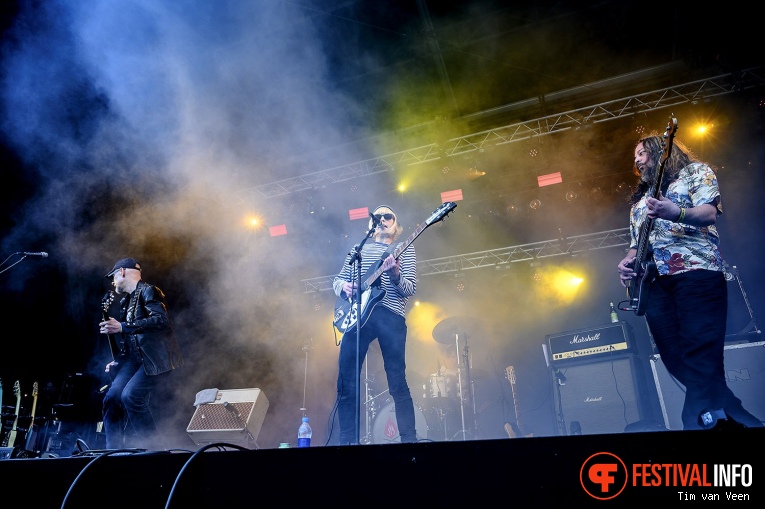 Bettie Serveert op Bevrijdingsfestival Utrecht 2019 foto