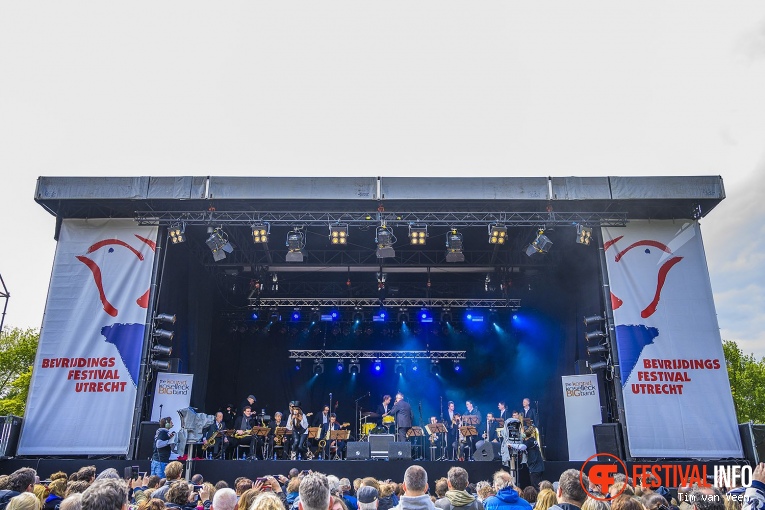 Ellen ten Damme op Bevrijdingsfestival Utrecht 2019 foto