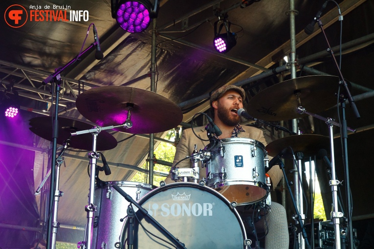 Bourbon Avenue op Bevrijdingsfestival Zuid-Holland 2019 foto