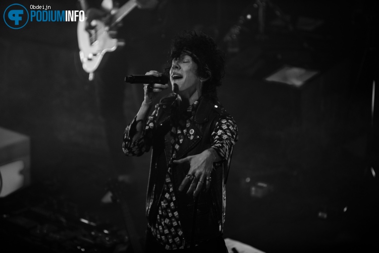 Foto LP op LP - 06/05 - Paradiso