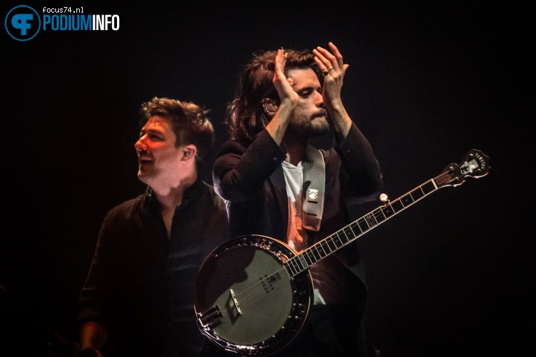 Mumford and Sons op Mumford and Sons - 09/05 - Ziggo Dome foto