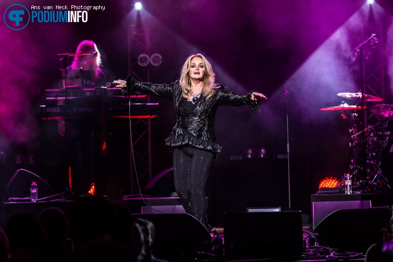 Bonnie Tyler op Bonnie Tyler - 11/05 - TivoliVredenburg foto