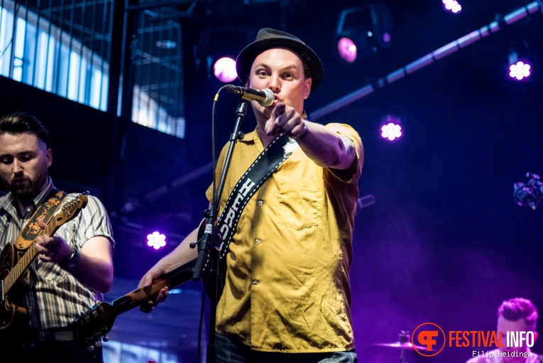 Foto Rob Heron & The Tea Pad Orchestra op Rhythm & Blues Night 2019