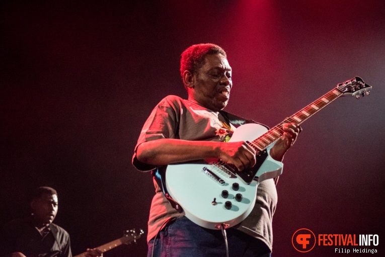 Lucky Peterson op Rhythm & Blues Night 2019 foto