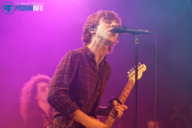 Catfish and the Bottlemen op Catfish and the Bottlemen - 20/05 - Melkweg foto
