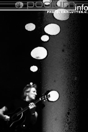 Roger Waters op Roger Waters - 11/5 - Megaland foto