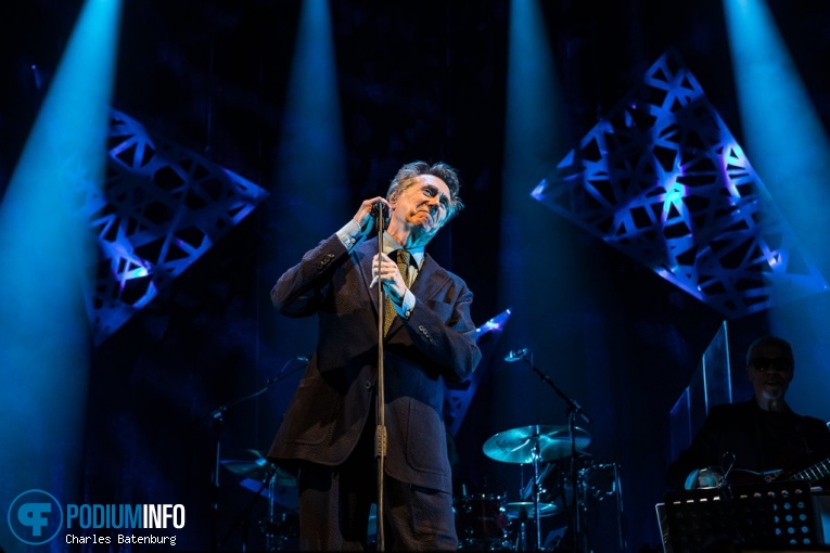 Bryan Ferry op Bryan Ferry - 24/05 - Koninklijk Theater Carré foto
