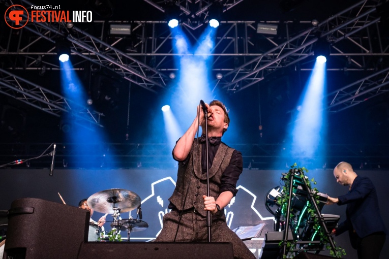 Kaiser Chiefs op Dauwpop 2019 foto