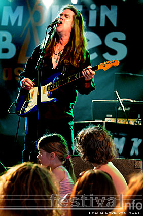 Michael Katon op Moulin Blues 2008 foto