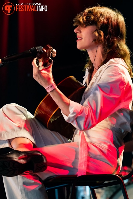 Aldous Harding op Best Kept Secret 2019 - zaterdag 1 juni foto