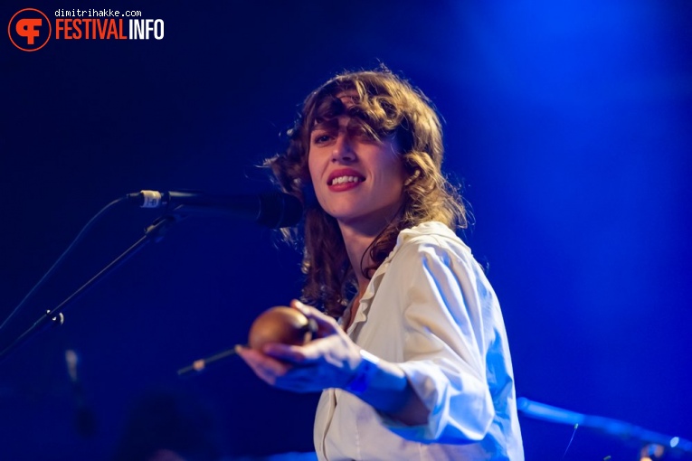 Aldous Harding op Best Kept Secret 2019 - zaterdag 1 juni foto