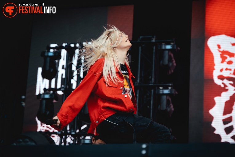 Davina Michelle op Vestrock 2019 foto