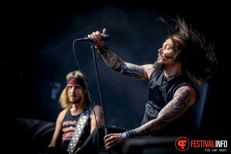 Amorphis op Fortarock 2019 Zaterdag foto