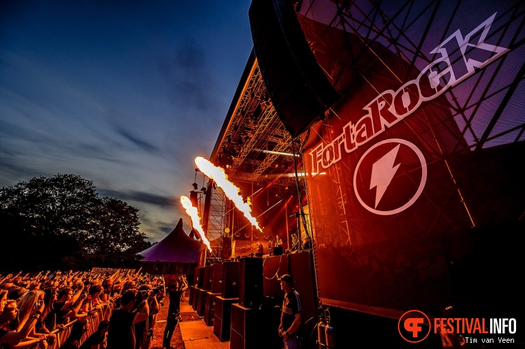 Behemoth op Fortarock 2019 Zaterdag foto