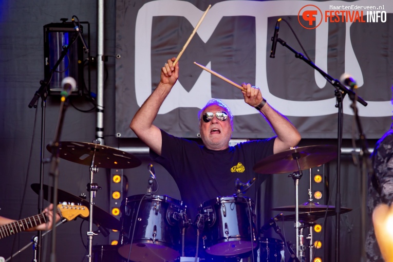 Cesar Zuiderwijk (& The Clarks) op Kaderock 2019 foto