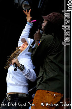 Black Eyed Peas op Pinkpop 2004 ma foto