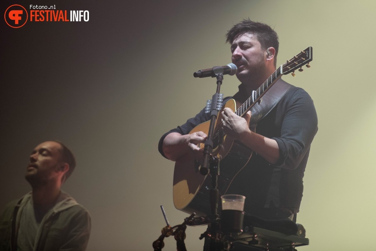 Mumford and Sons op Pinkpop 2019 - Zaterdag foto