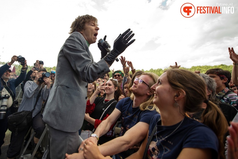 Cage the Elephant op Pinkpop 2019 - Zaterdag foto