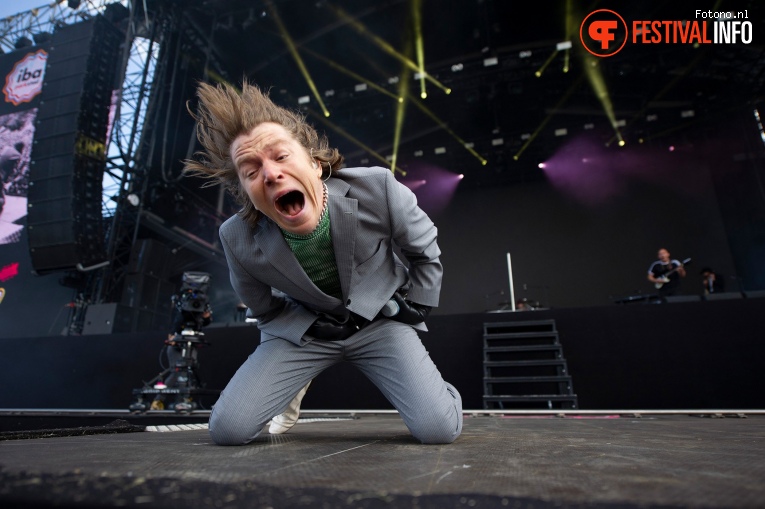 Cage the Elephant op Pinkpop 2019 - Zaterdag foto