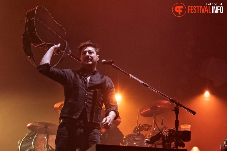 Mumford and Sons op Pinkpop 2019 - Zaterdag foto