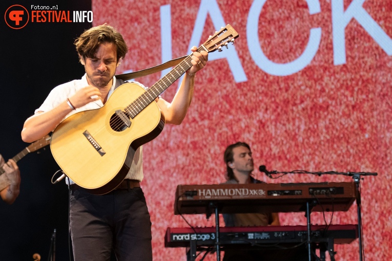 Jack Savoretti op Pinkpop 2019 - Zondag foto