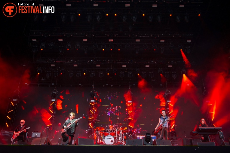 The Cure op Pinkpop 2019 - Zondag foto