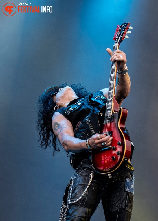 Slash feat. Myles Kennedy & The Conspirators op Pinkpop 2019 - Maandag foto