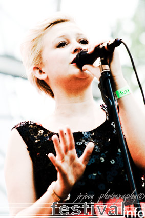 Alphabeat op Bevrijdingspop Haarlem 2008 foto