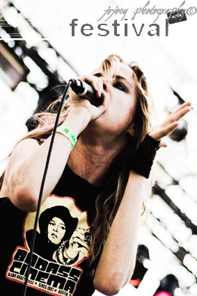 Juliette and the Licks op Bevrijdingspop Haarlem 2008 foto