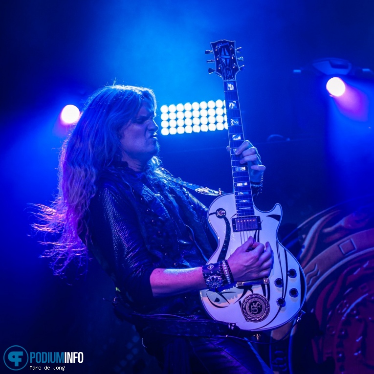 Foto Whitesnake op Whitesnake - 12/06 - 013
