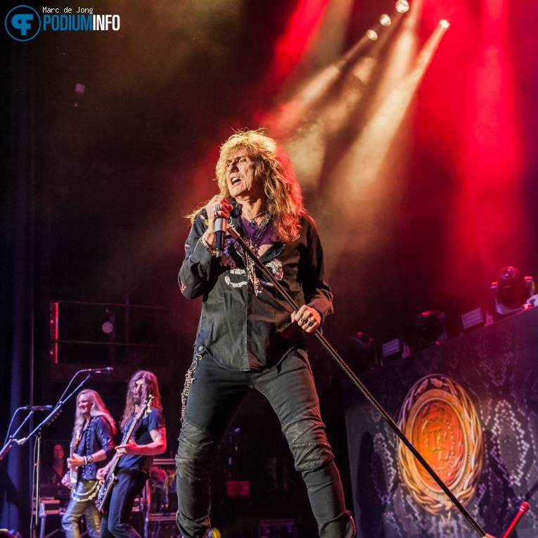 Foto Whitesnake op Whitesnake - 12/06 - 013
