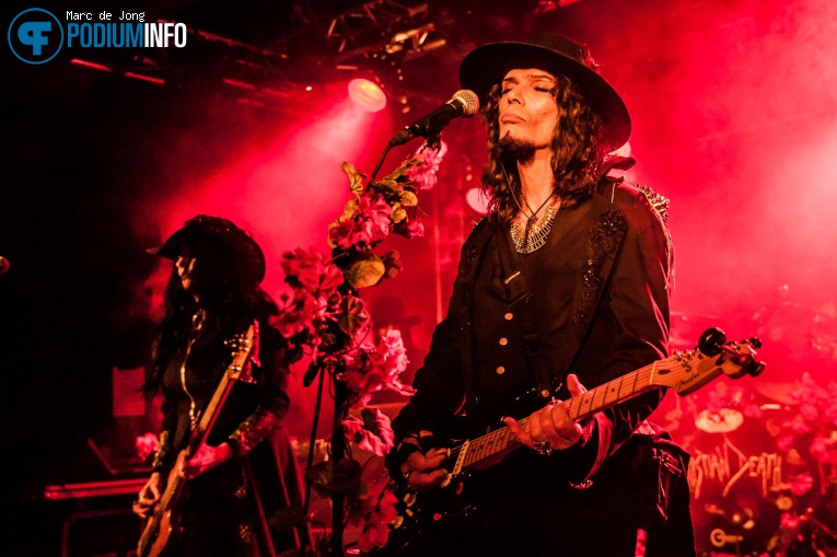 Christian Death op Wavefest presents: Christian Death + Second Still - 14/06 - Baroeg foto