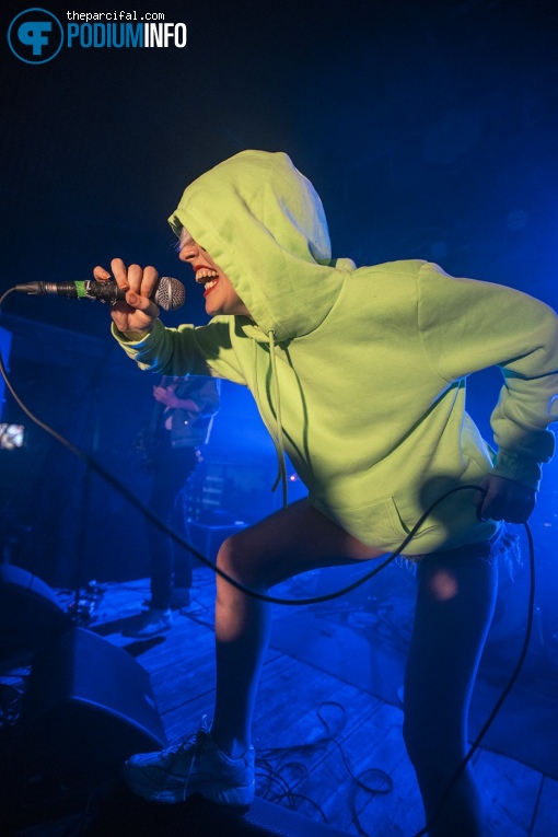 Amyl and The Sniffers op Amyl and The Sniffers - 14/06 - De Nijverheid foto