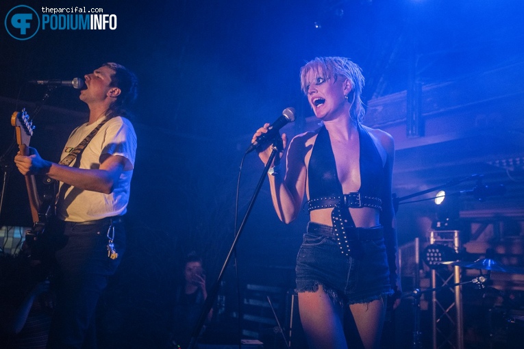 Amyl and The Sniffers op Amyl and The Sniffers - 14/06 - De Nijverheid foto