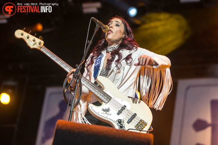 Danielle Nicole Band op Holland International Blues Festival 2019 foto
